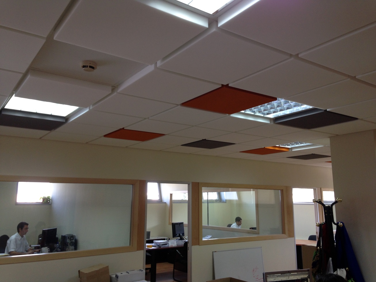 Tecno-Spuma renueva sus oficinas con Basotect para mejorar su confort acústico.