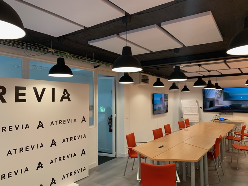 Atrevia™ confía en Sontect® para la mejora acústica en las salas de videoconferencias